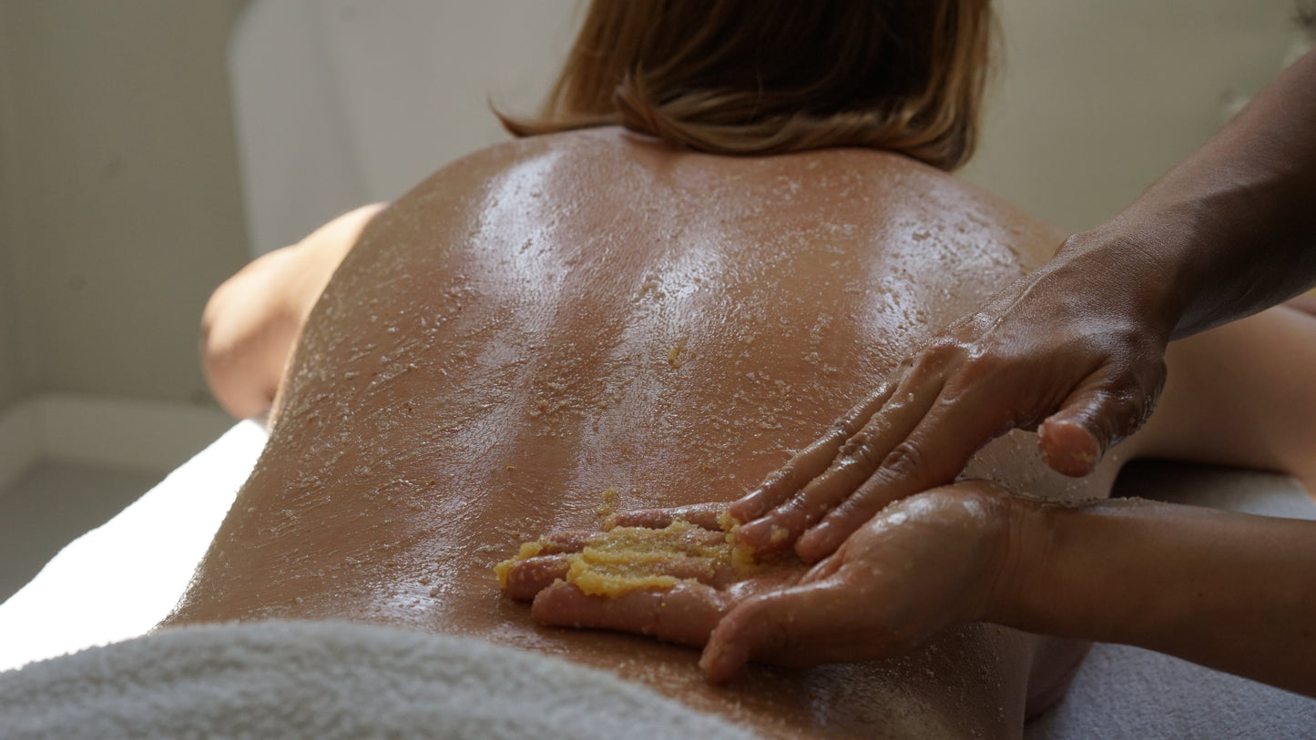 Masaż z Peelingiem - Kompleksowa Regeneracja i Odnowa Skóry