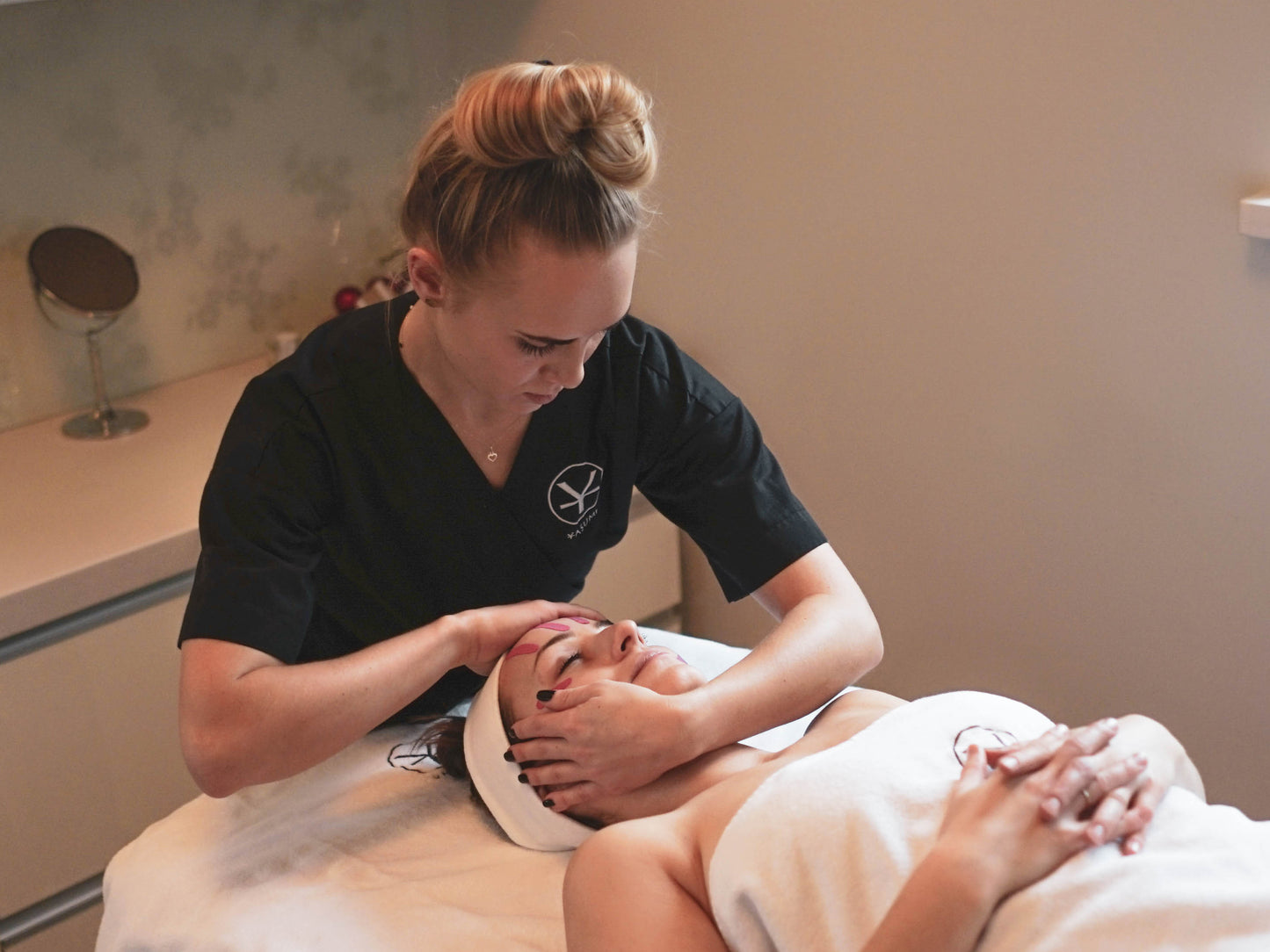 Masaż Kobido - Liftingujący Japoński Masaż Twarzy  Wrocław